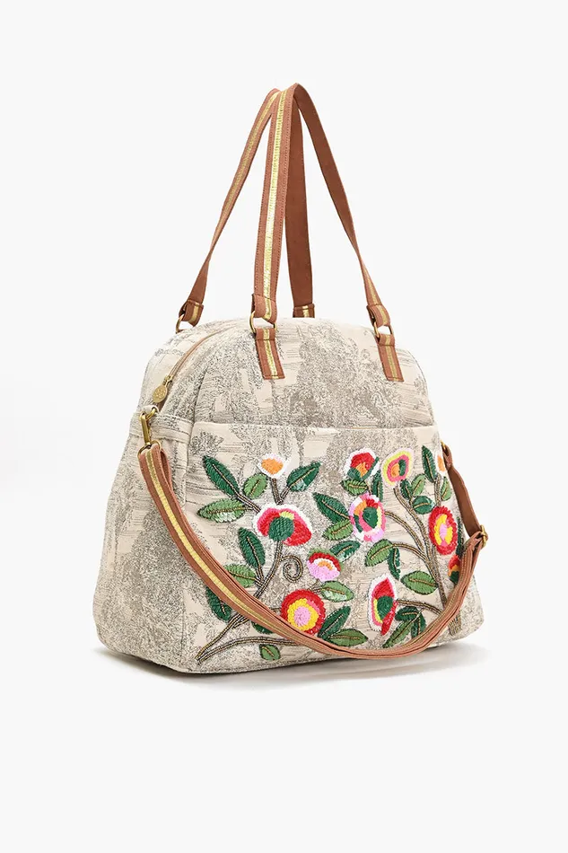America and Beyond Fall Floral Travel Tote Women Travel and Beach Bags America and Beyond Fall Floral Travel Tote Women Travel and Beach Bags