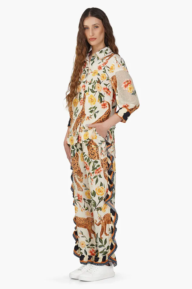 America and Beyond Pants Women Jungle Cheetah Printed frill Pant