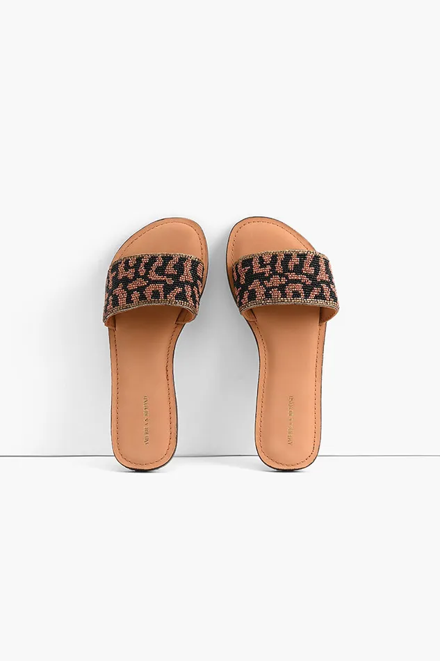 America and Beyond Sandals Women Champagne Slipon Sandals