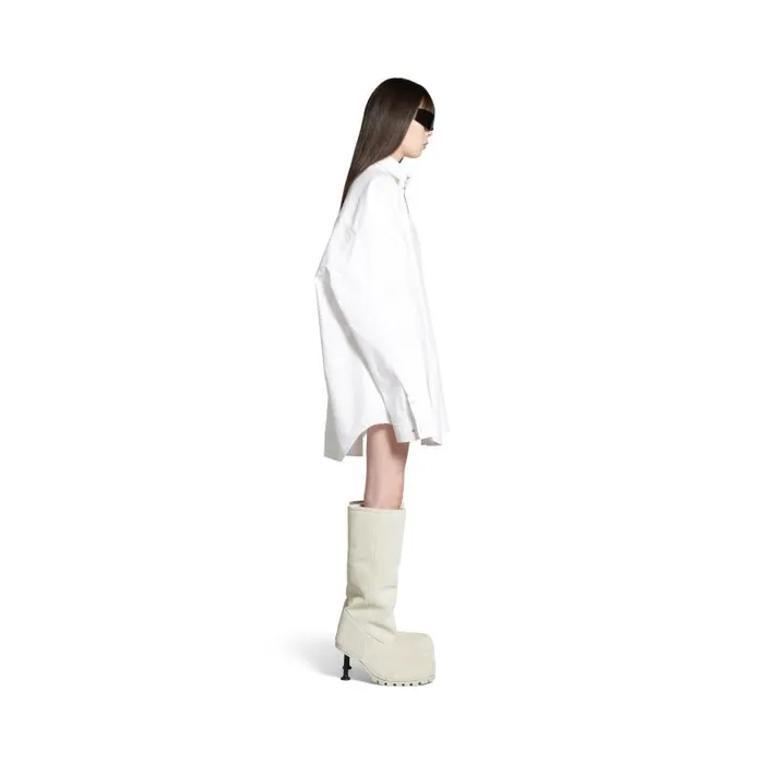 Balenciaga Tops and Shirts WomenMen Outerwear Shirt Large Fit In White White Balenciaga Tops and Shirts WomenMen Outerwear Shirt Large Fit In White White