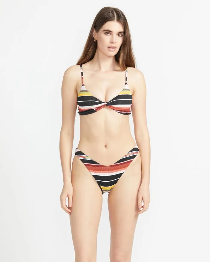 Beach Trip Twist Crop Bikini Top 8211 Black Womens Volcom Swim