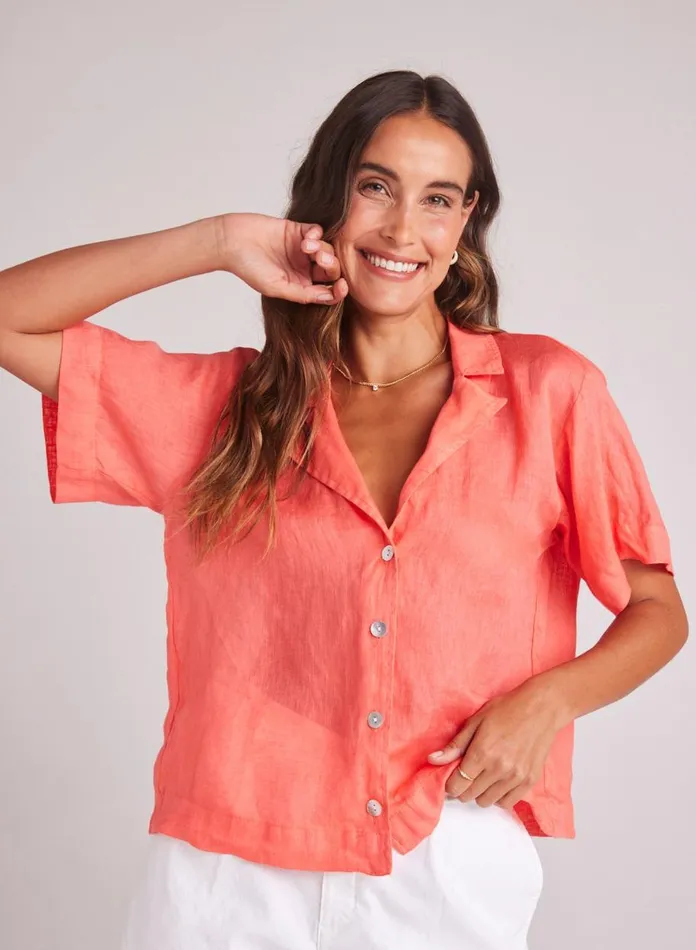 Button Down Women Bella Dahl Short Sleeve Flowy Button Down 8211 Hibiscus Bloom Button Down Women Bella Dahl Short Sleeve Flowy Button Down 8211 Hibiscus Bloom