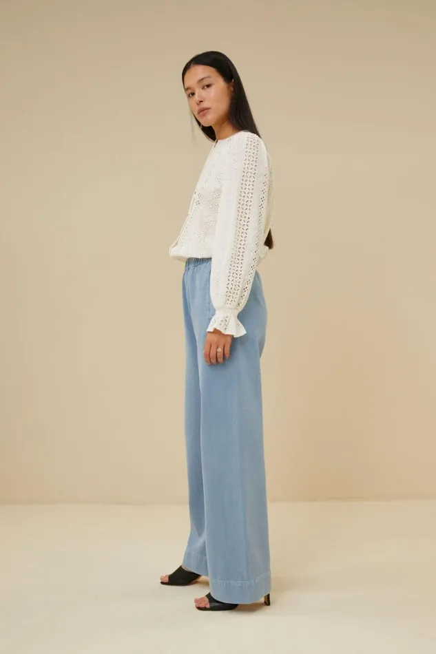 ByBar Blouses Vrouwelijk Frankie Embroidery Blouse Off White ByBar Blouses Vrouwelijk Frankie Embroidery Blouse Off White