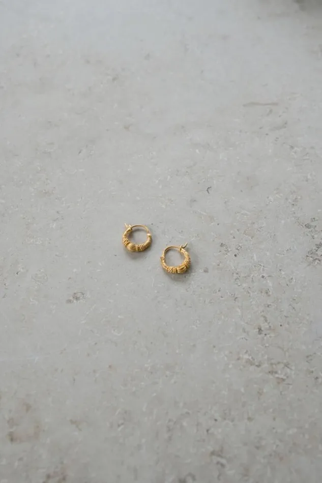 ByBar Sieraden Vrouwelijk Pd Art Hoop Earring Small Gold