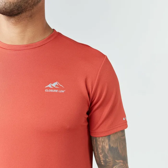 Closure London Training TShirt Rust Men TShirts