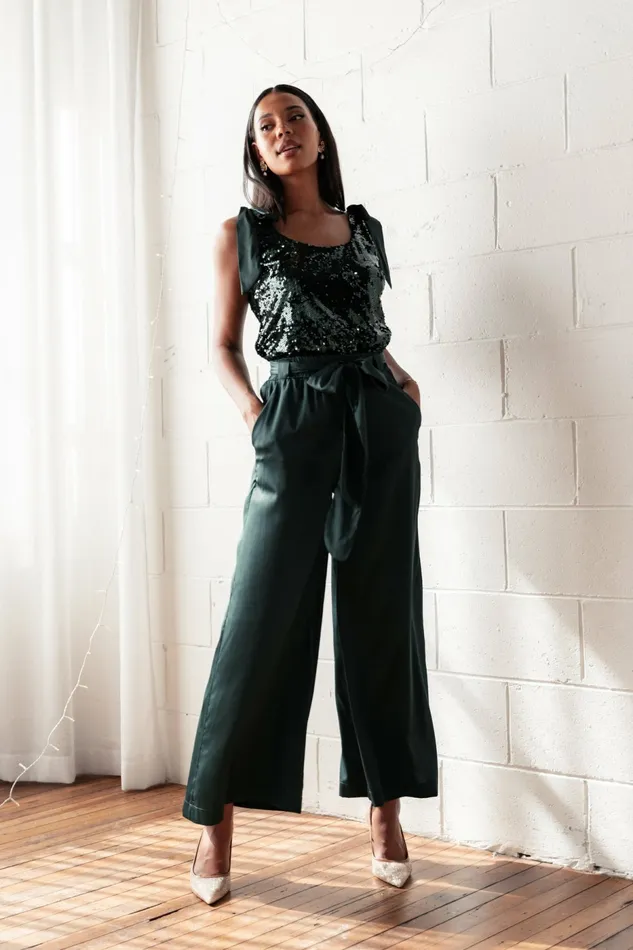 Crop Tops Petal and Pup Women Miah Sequin Top Emerald