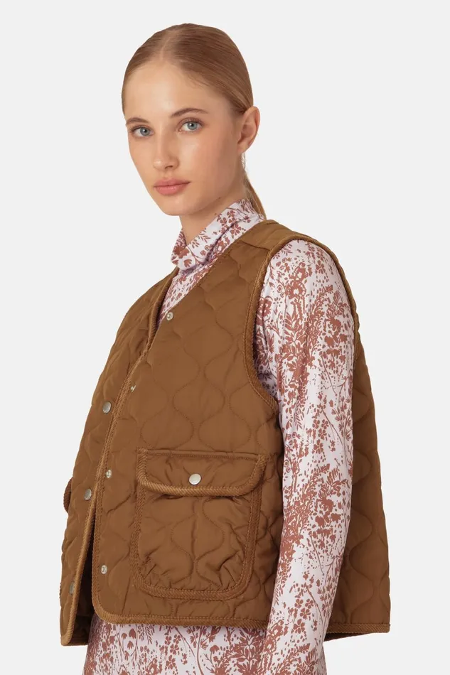 Ilse Jacobsen Quilt Vest 8211 Walnut Women Jackets And Coats