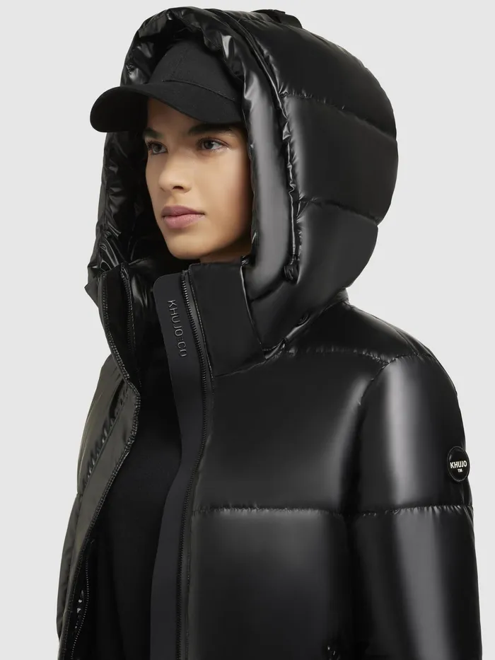 Jacke HAYA SHINY Schwarz Women Quilted Jackets KHUJO