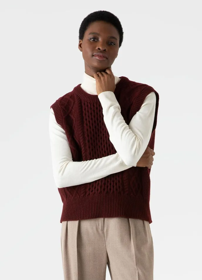 Lambswool Cable Knit Vest Maroon Women SUNSPEL Knitwear