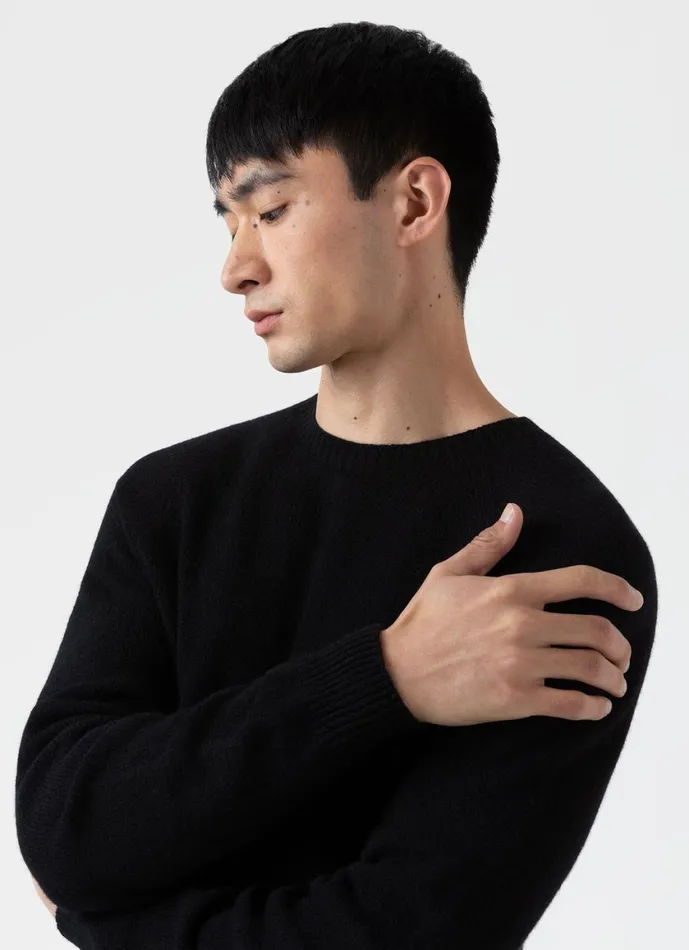 Lambswool Crew Neck Jumper Black Men SUNSPEL Knitwear