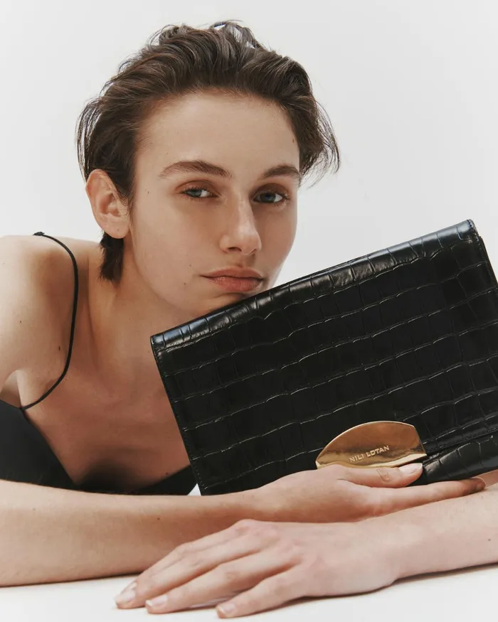 LE AGNES CLUTCH Black And Gold Women Nili Lotan Handbags