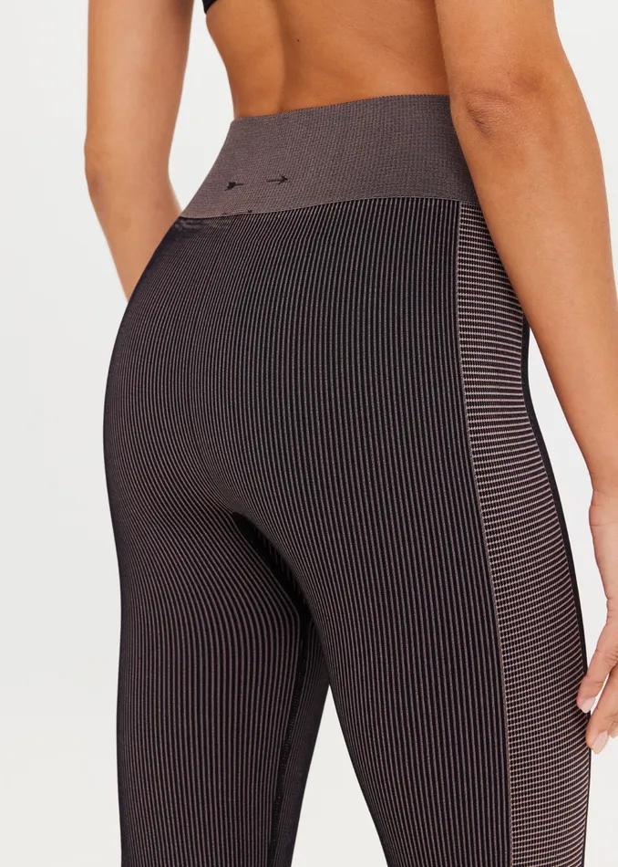 Leggings RIBBED SEAMLESS 25IN MIDI PANT 8211 THE UPSIDE Women Leggings RIBBED SEAMLESS 25IN MIDI PANT 8211 THE UPSIDE Women