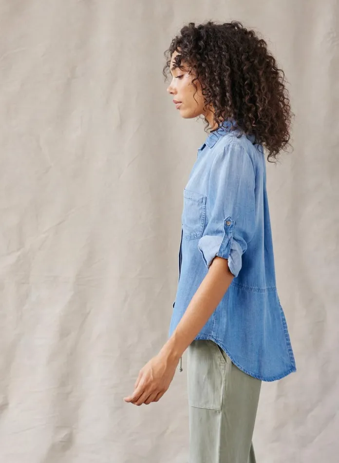 Long Sleeve Women Bella Dahl Split Back Button Down 8211 Medium Ombre Wash Long Sleeve Women Bella Dahl Split Back Button Down 8211 Medium Ombre Wash