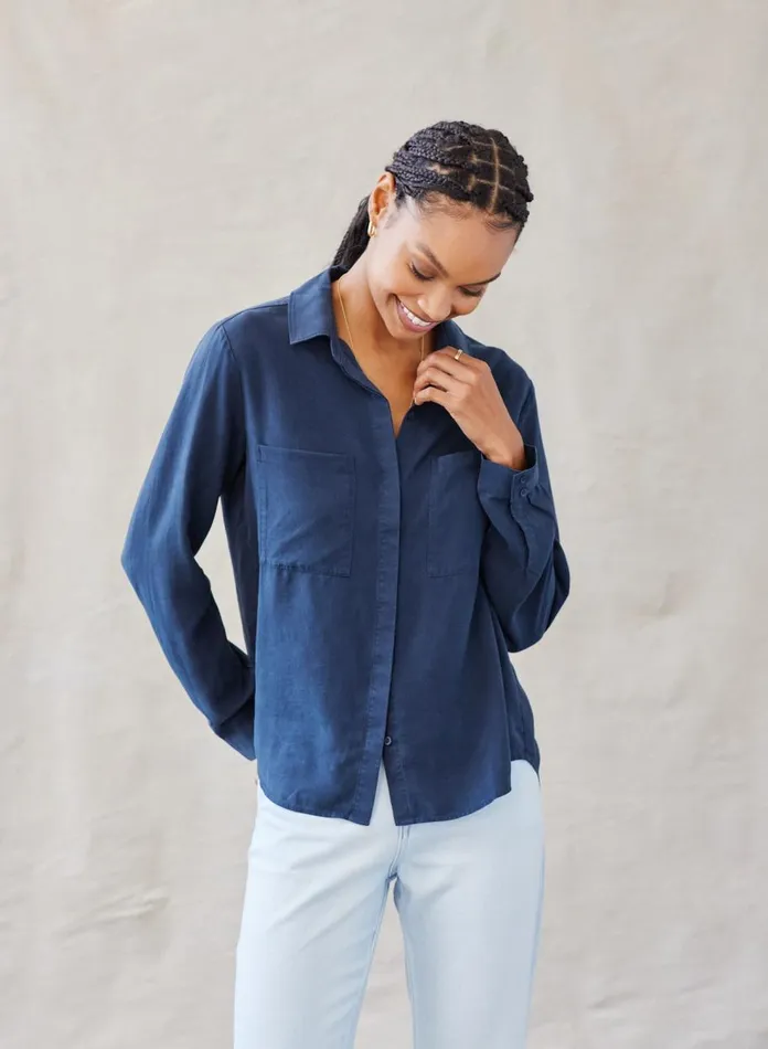 Long Sleeve Women Bella Dahl Two Pocket Classic Button Down 8211 Endless Sea Long Sleeve Women Bella Dahl Two Pocket Classic Button Down 8211 Endless Sea