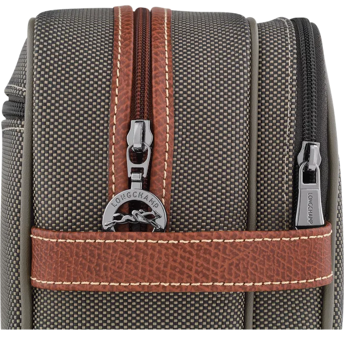 Longchamp Toiletry bags WomenMen Boxford Toiletry case Brown Longchamp Toiletry bags WomenMen Boxford Toiletry case Brown