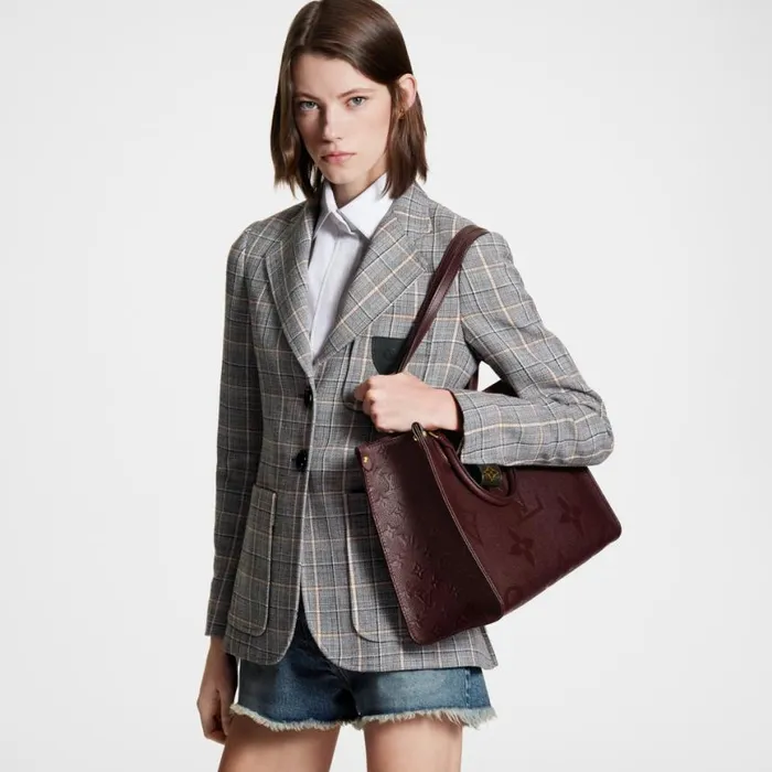 Louis Vuitton OnTheGo MM M46601 Wine Red 8211 Louis Vuitton Handbag Store Women Louis Vuitton Onthego Bag