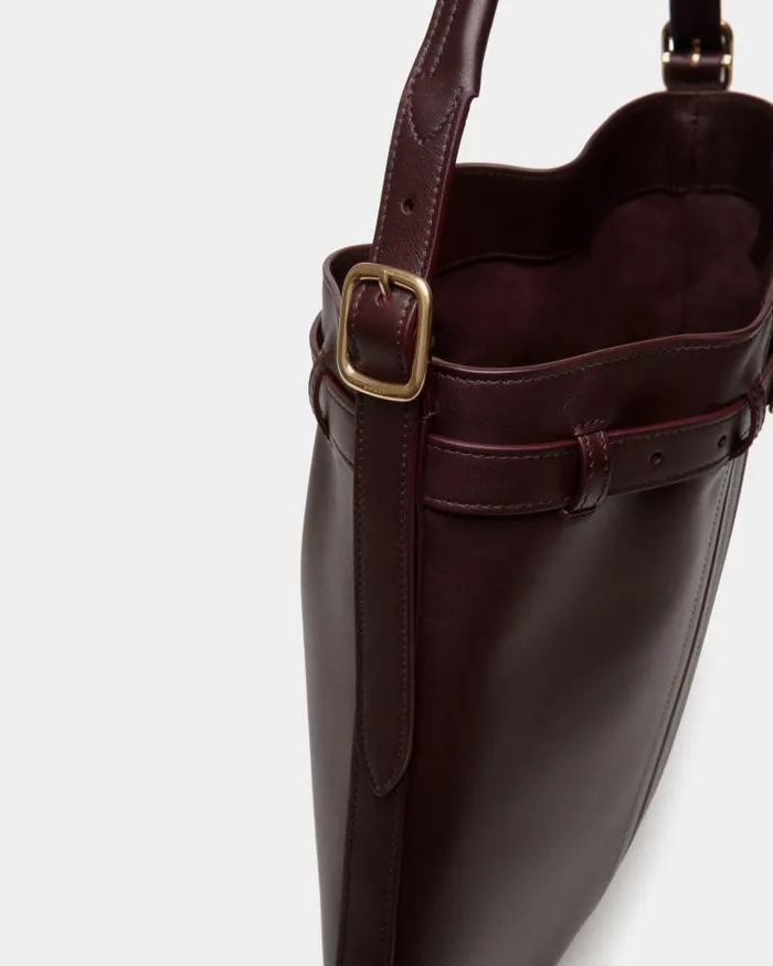 Men Bally Messenger Bags Beckett Crossbody Bag In Deep Burgundy Leather Burgundy Men Bally Messenger Bags Beckett Crossbody Bag In Deep Burgundy Leather Burgundy