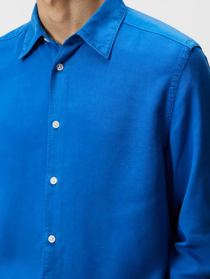 Men Comfort Tencel Slim Shirt Lapis Blue JLindeberg Shirts Men Comfort Tencel Slim Shirt Lapis Blue JLindeberg Shirts
