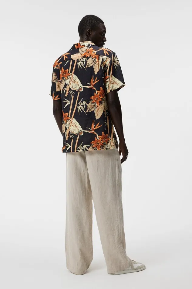 Men Elio Tropical Print Reg Shirt JL Navy JLindeberg Shirts