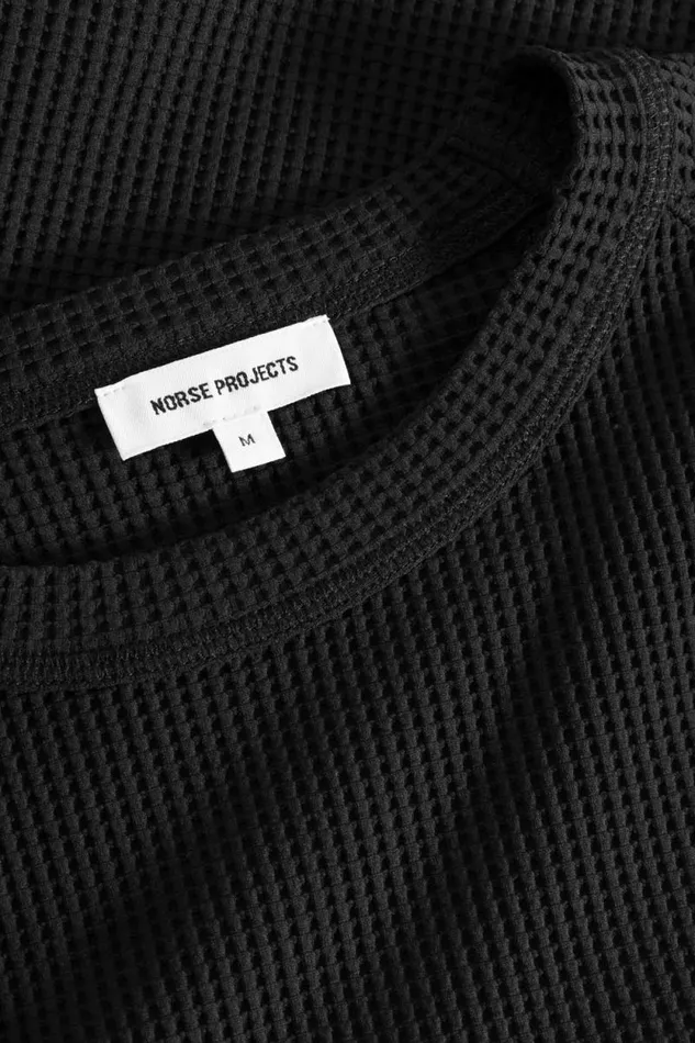 Men Kristian Relaxed Tech Waffle Sweater Black Norse Projects Sweatshirts