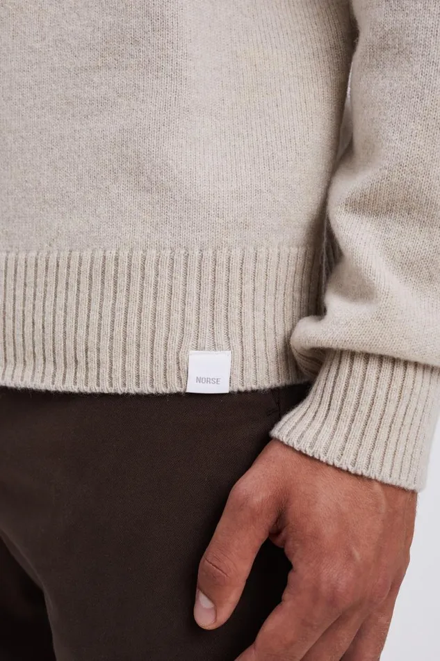 Men Norse Standard Merino Lambswool Sweater Oatmeal Norse Projects Knitwear