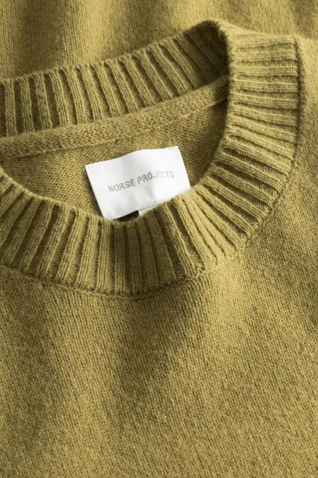 Men Norse Standard Merino Lambswool Sweater Sitka Green Norse Projects Knitwear