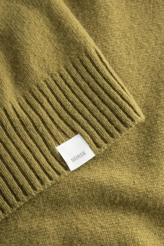 Men Norse Standard Merino Lambswool Sweater Sitka Green Norse Projects Knitwear
