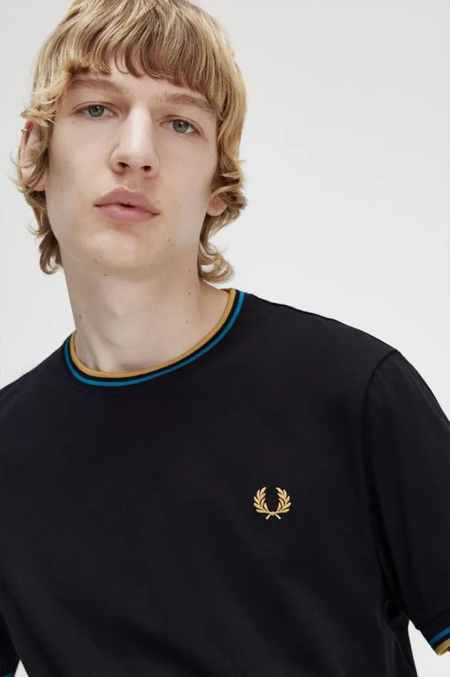 Men Twin Tipped TShirt Blackcyber Bluelight Rust Fred Perry TShirts