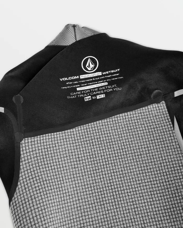 Mens Modulator 43mm Chest Zip Fullsuit 8211 Black Mens Volcom Wetsuits
