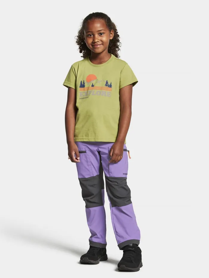 Mynta Kids039 Logo Tshirt Explore Bigger Fern Green Kids Didriksons Sweaters and Tshirts Mynta Kids039 Logo Tshirt Explore Bigger Fern Green Kids Didriksons Sweaters and Tshirts