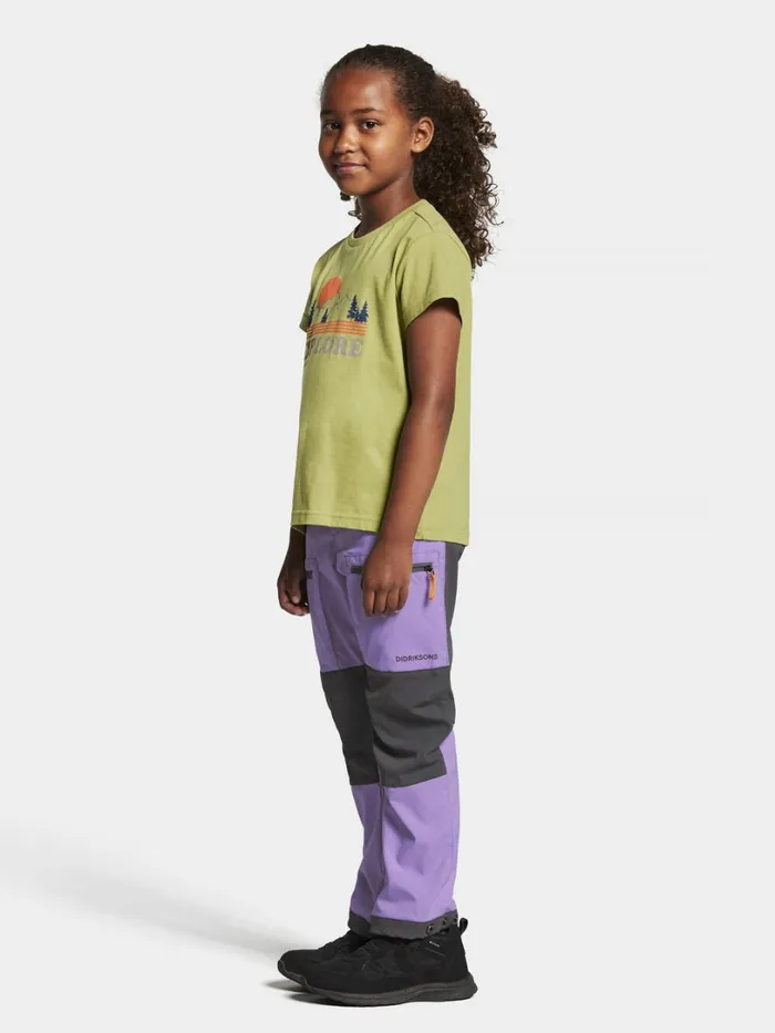 Mynta Kids039 Logo Tshirt Explore Bigger Fern Green Kids Didriksons Sweaters and Tshirts Mynta Kids039 Logo Tshirt Explore Bigger Fern Green Kids Didriksons Sweaters and Tshirts