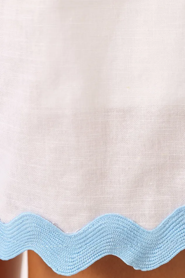 Petal and Pup Harry Shorts White Blue Women Shorts