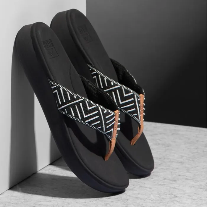 Reef Cushion Cloud Textile Black Geo Women Sandals Reef Cushion Cloud Textile Black Geo Women Sandals