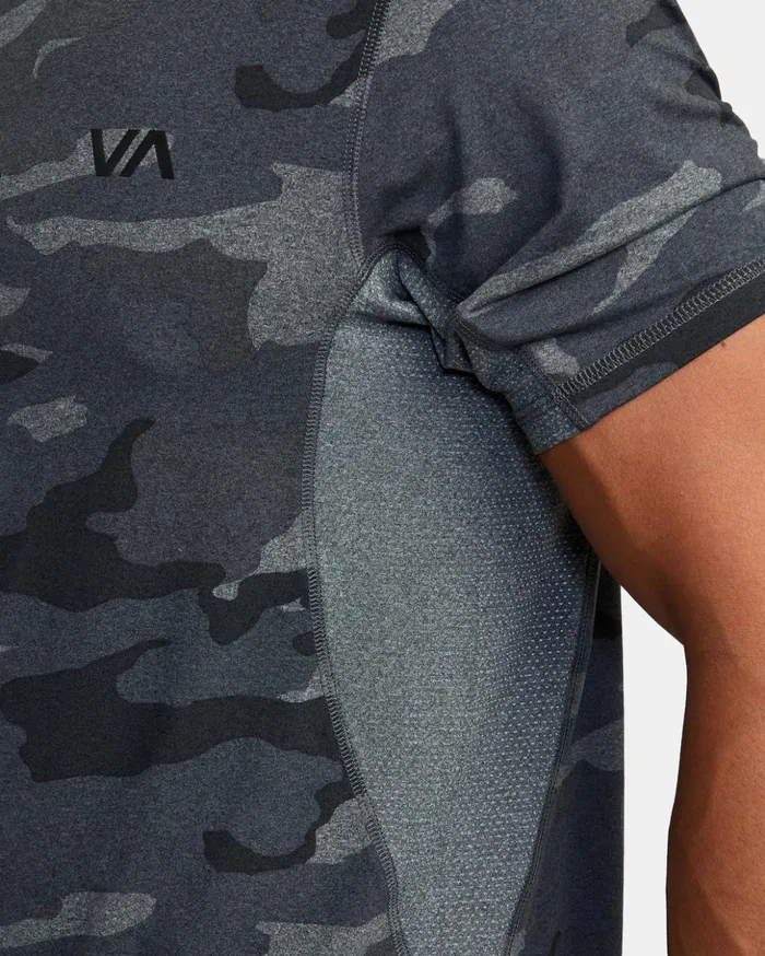 RVCA Short Sleeves Sport Vent Performance Tee Camo 8211 Men