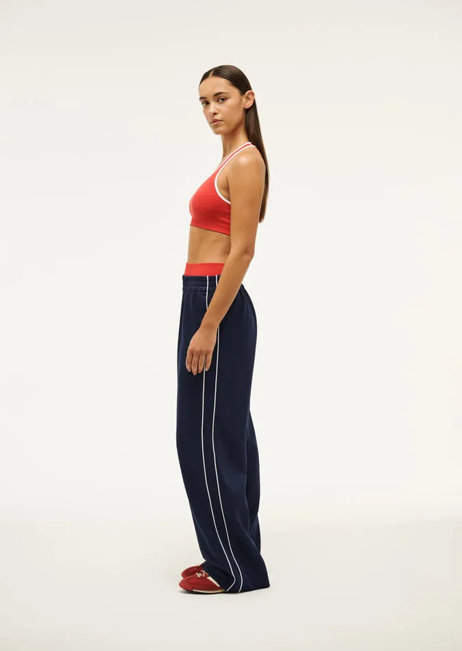Seamless Women PE Nation RESTORE SEAMLESS SPORTS BRA IN POPPY RED