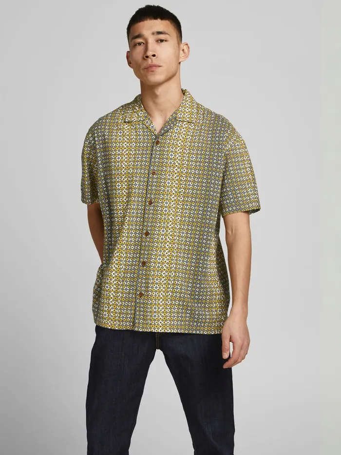 Shirts JACK and JONES Mens PRINTED RESORT SHORT SLEEVED SHIRT Green Sauterne Online Shirts JACK and JONES Mens PRINTED RESORT SHORT SLEEVED SHIRT Green Sauterne Online