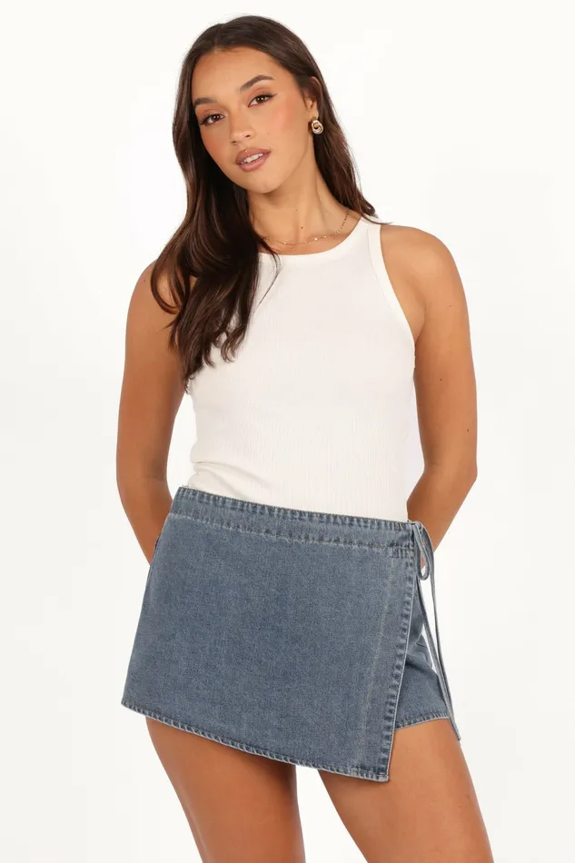 Shorts Petal and Pup Women Ashton Denim Skort Medium Wash