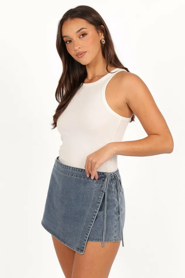 Shorts Petal and Pup Women Ashton Denim Skort Medium Wash