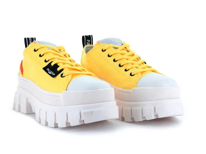 Sneakers Women PALLADIUM REVOLT LO TX Aurora Sneakers Women PALLADIUM REVOLT LO TX Aurora