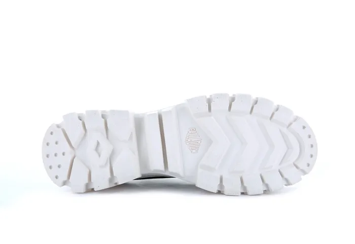 Sneakers Women PALLADIUM REVOLT LO TX Blackmarshmallow Sneakers Women PALLADIUM REVOLT LO TX Blackmarshmallow
