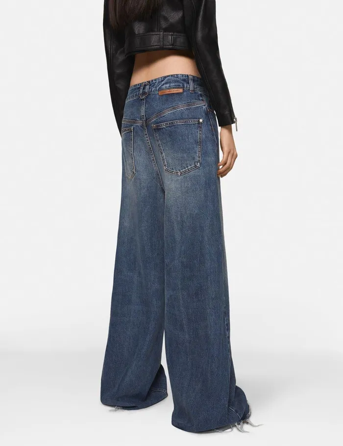 Stella McCartney Denim Women Slouchy Flared HighRise Denim Jeans Vintage Wash Denim Stella McCartney Denim Women Slouchy Flared HighRise Denim Jeans Vintage Wash Denim