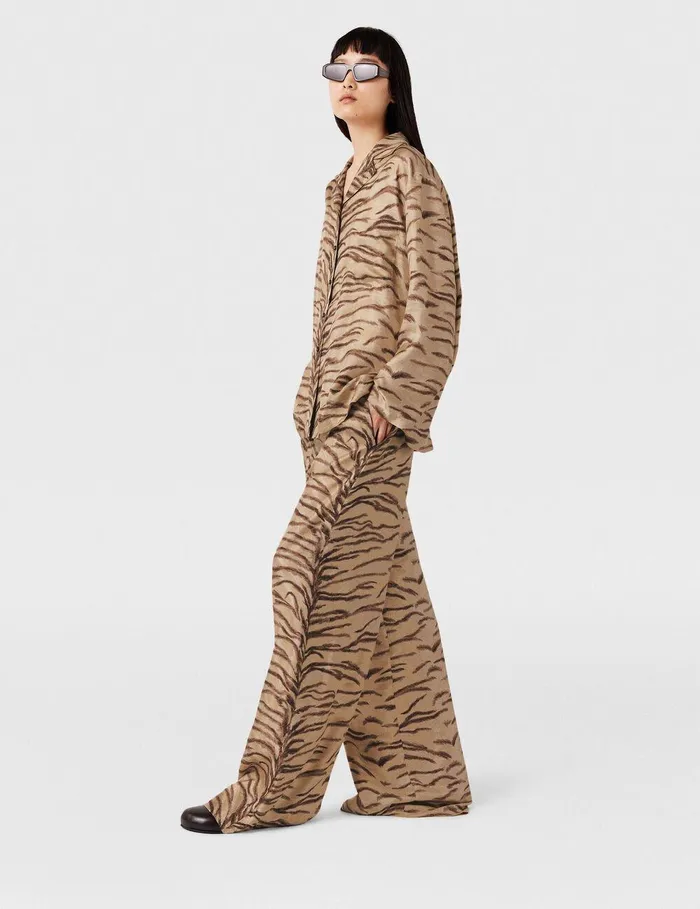 Stella McCartney Pants And Shorts Women Tiger Print HighRise WideLeg Pants Natural Tiger Print Stella McCartney Pants And Shorts Women Tiger Print HighRise WideLeg Pants Natural Tiger Print