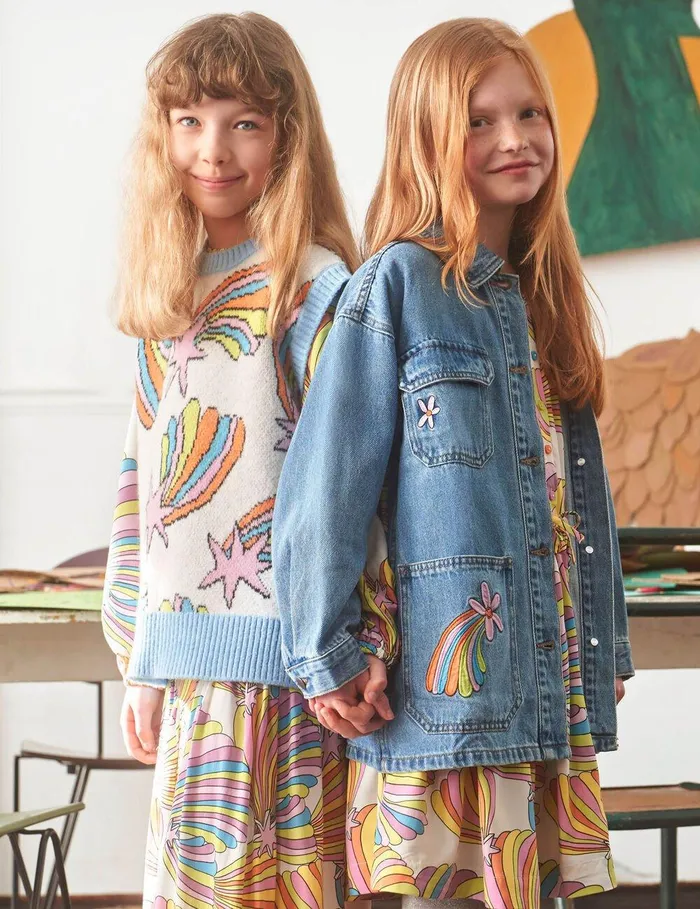 Stella McCartney Sweaters and Cardigans Kids Shooting Stars Print Sweatshirt Ivory Multi Stella McCartney Sweaters and Cardigans Kids Shooting Stars Print Sweatshirt Ivory Multi