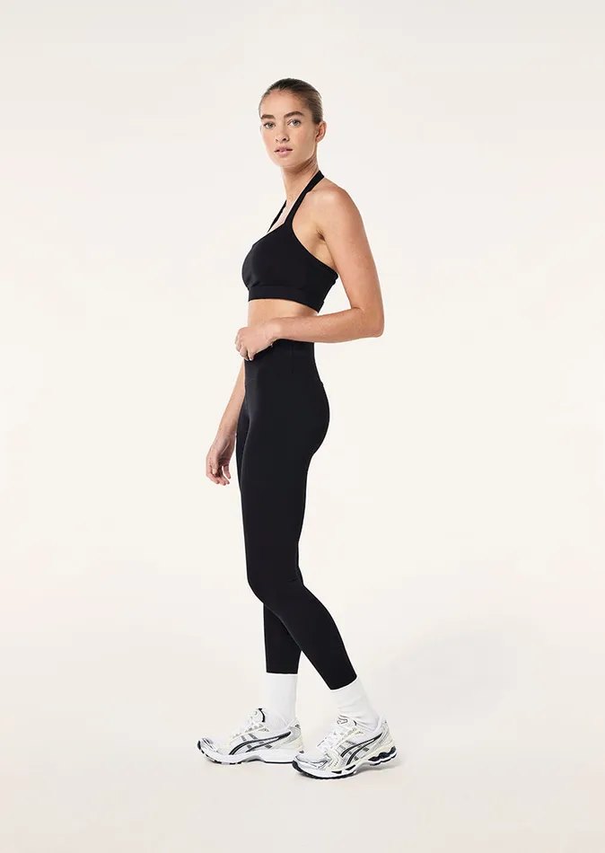 StudioSoft PE Nation Women UNWIND SPORTS BRA IN BLACK