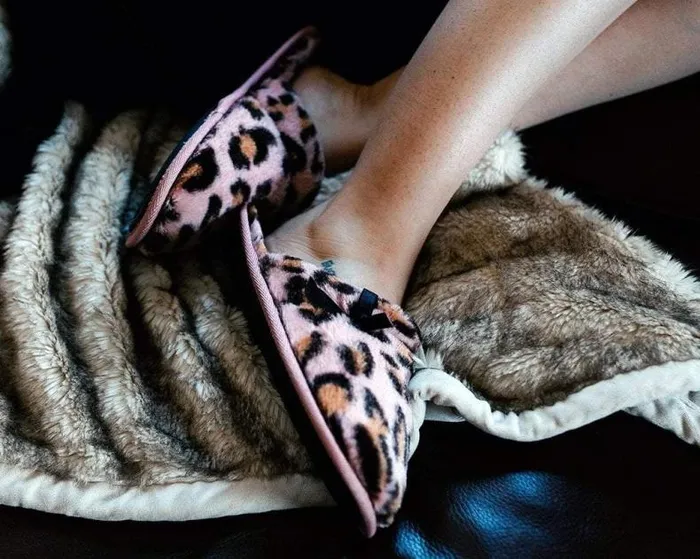 TUK Shoes Slippers Women Pink Leopard Bow Slipper TUK Shoes Slippers Women Pink Leopard Bow Slipper