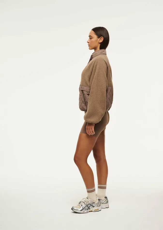 TECHNIQUE QUILT JACKET IN FOSSIL Jackets PE Nation Women