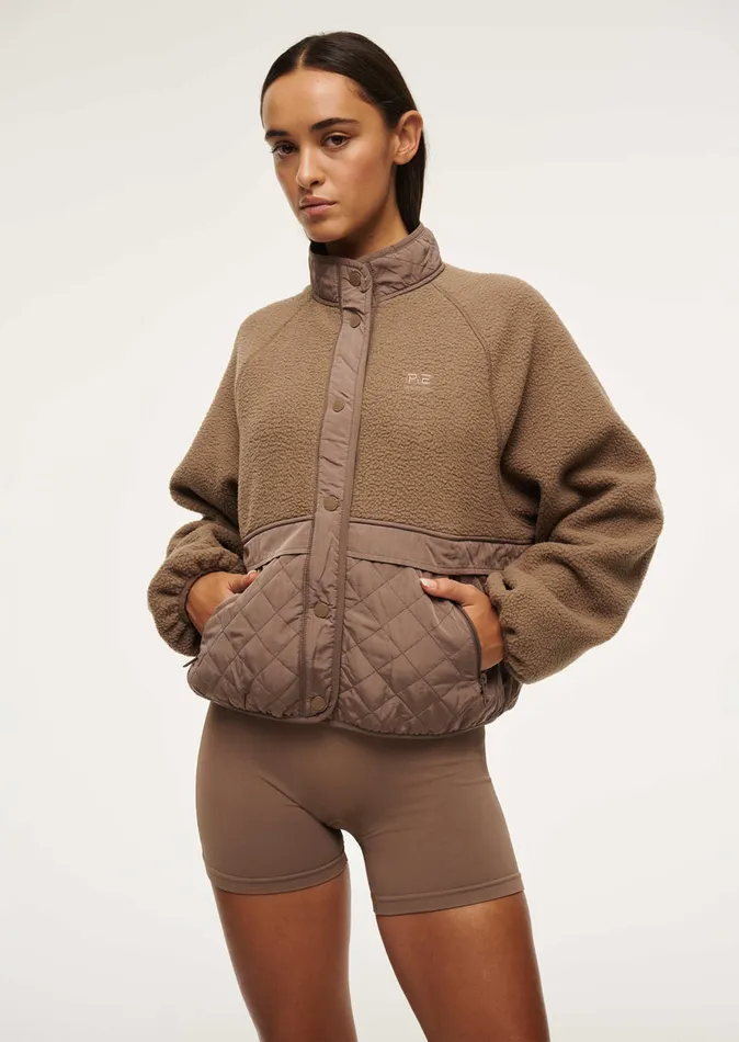 TECHNIQUE QUILT JACKET IN FOSSIL Jackets PE Nation Women