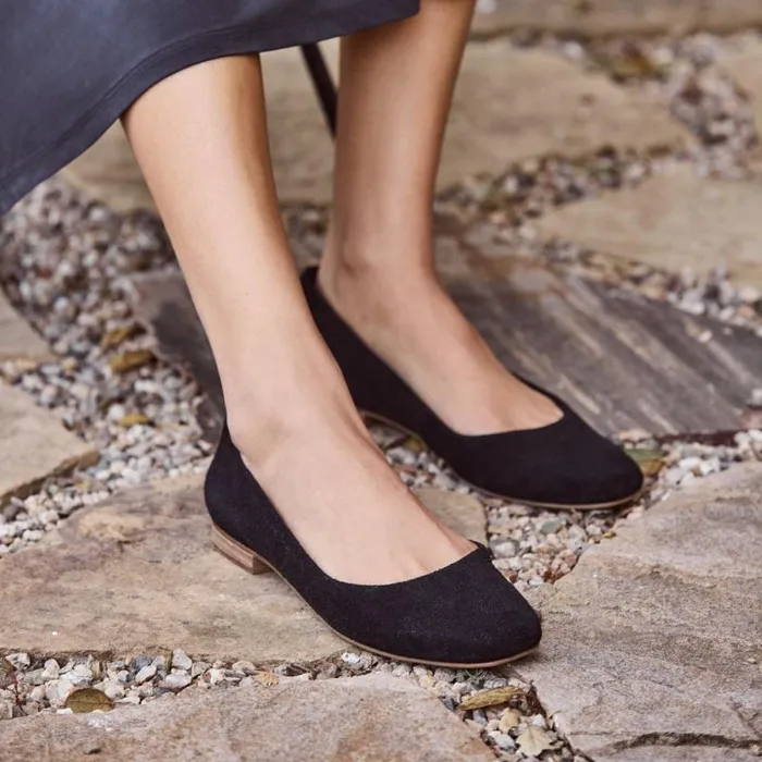 Toms Flats and Loafers Briella Flat Black Suede 8211 Women Toms Flats and Loafers Briella Flat Black Suede 8211 Women
