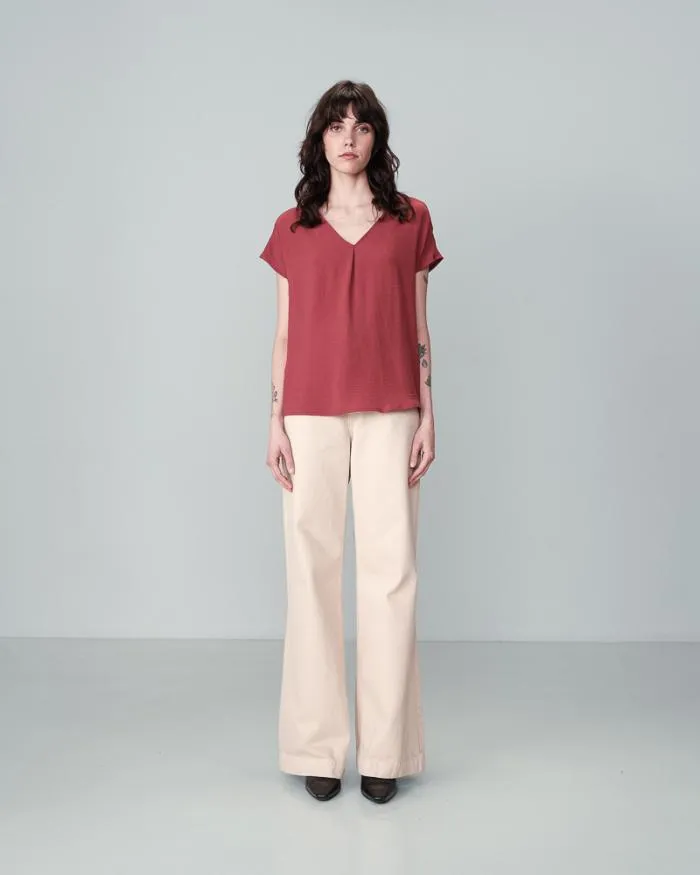 TOP BLUSH NICELY Shop Grace and Mila ShortSleeves Tshirts