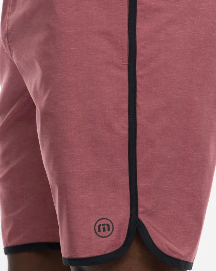 TravisMathew ANOTHER ROUND ACTIVE SHORT 75IN Roan Rouge Men Shorts